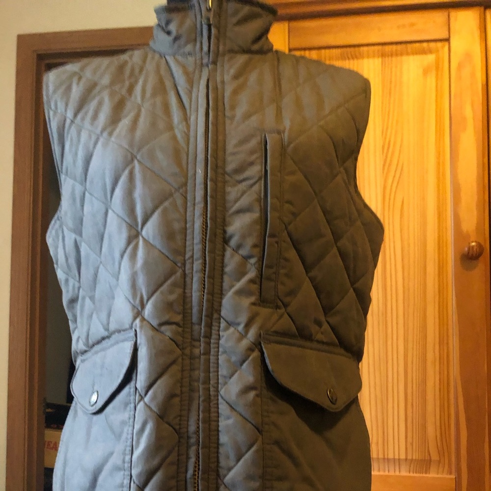 Filson women’s quilted ottergreen vest